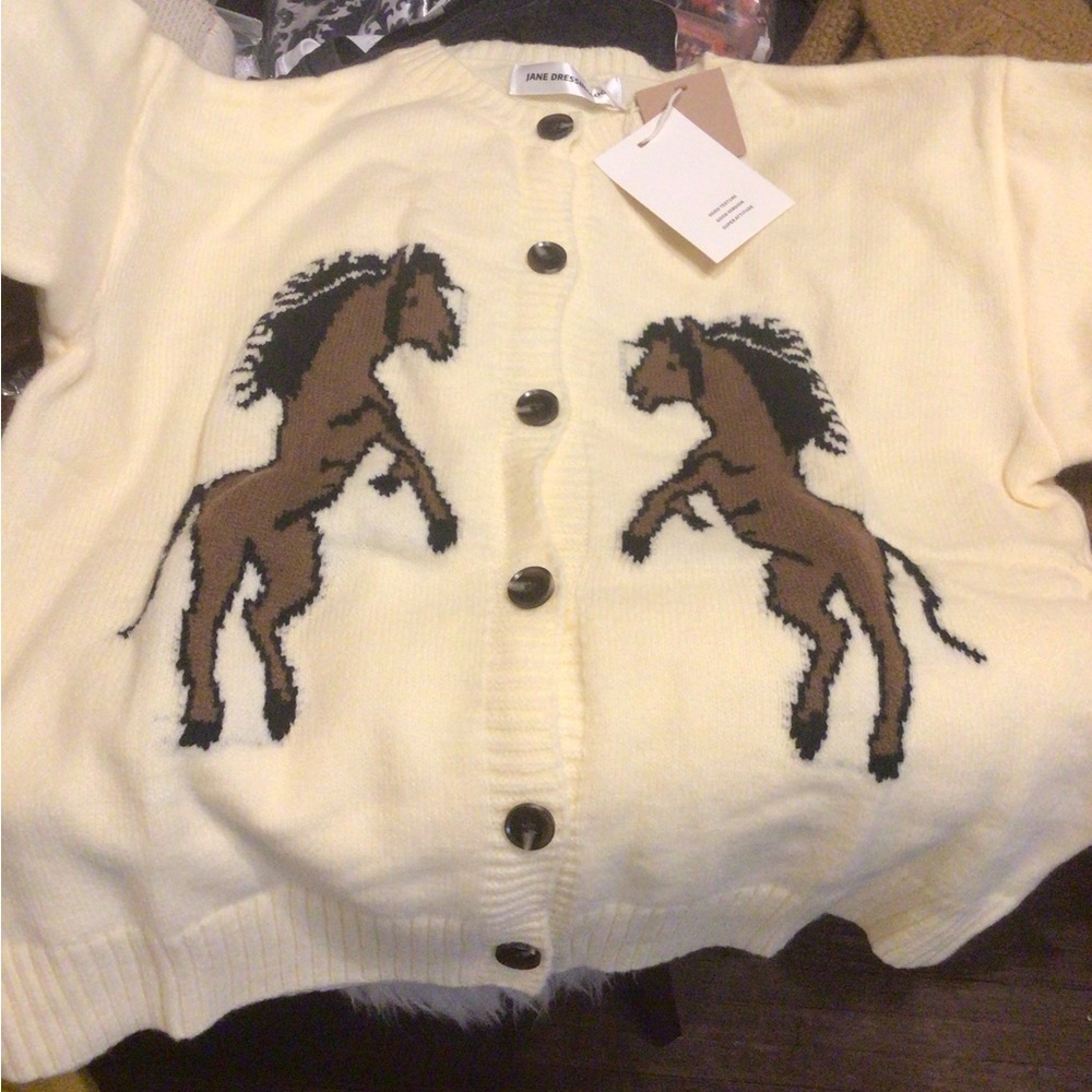 NEW! 🍁🍂boho western Cream Horse Motif Button-Up Sweater Cardigan - Picture 2 of 7